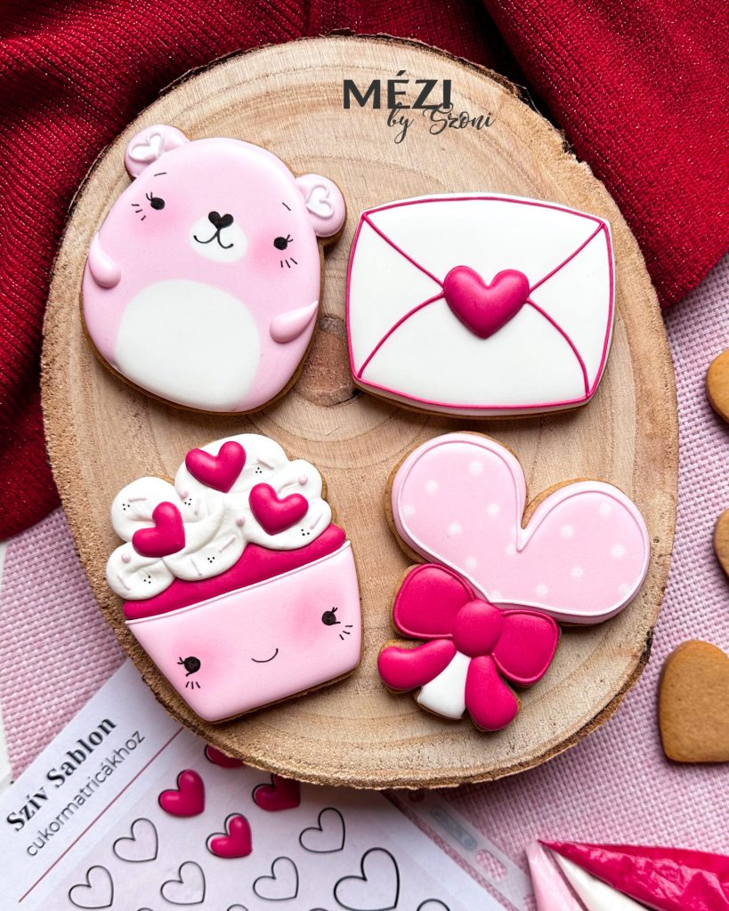 workshop valentin-napi mézeskalács díszítő workshop mézeskalácsdíszítés ajándékdoboz mézi box mezi by szoni 2024. mézeskalács kreatív hobbi szív nyalóka boríték szerelmeslevél díszdobozos mézi pöttyös szivecske cuki